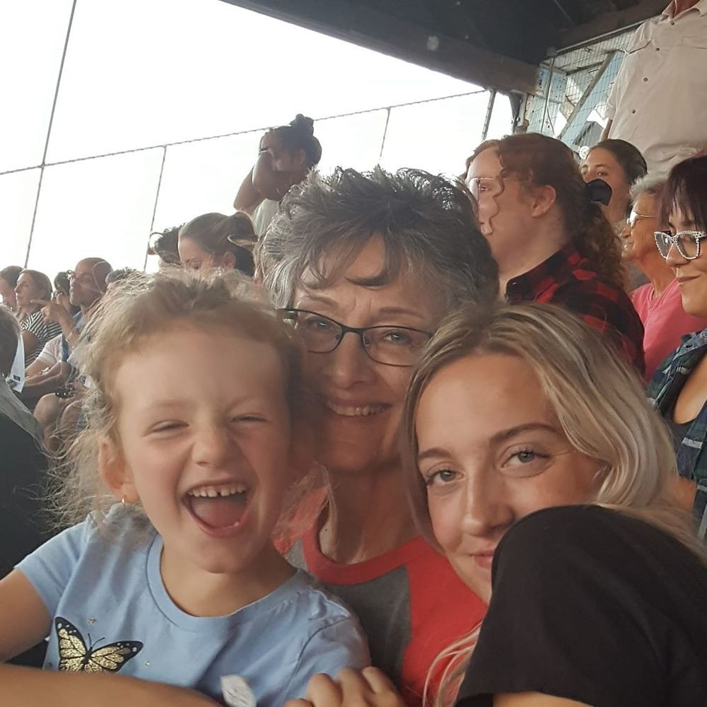 Meet your Posher, Kim